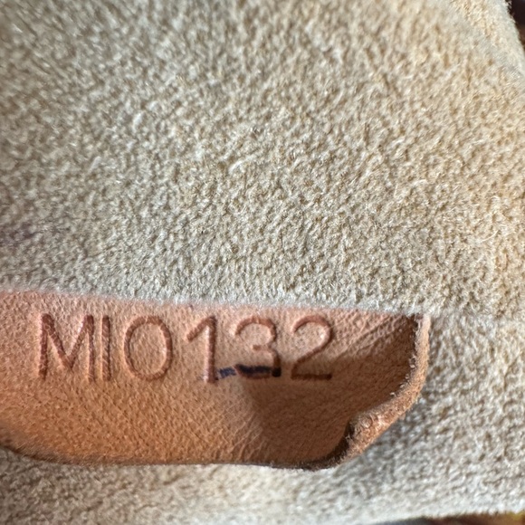 LOUIS VUITTON Damier Azur Galleria PM Shoulder Bag - Picture 9 of 16